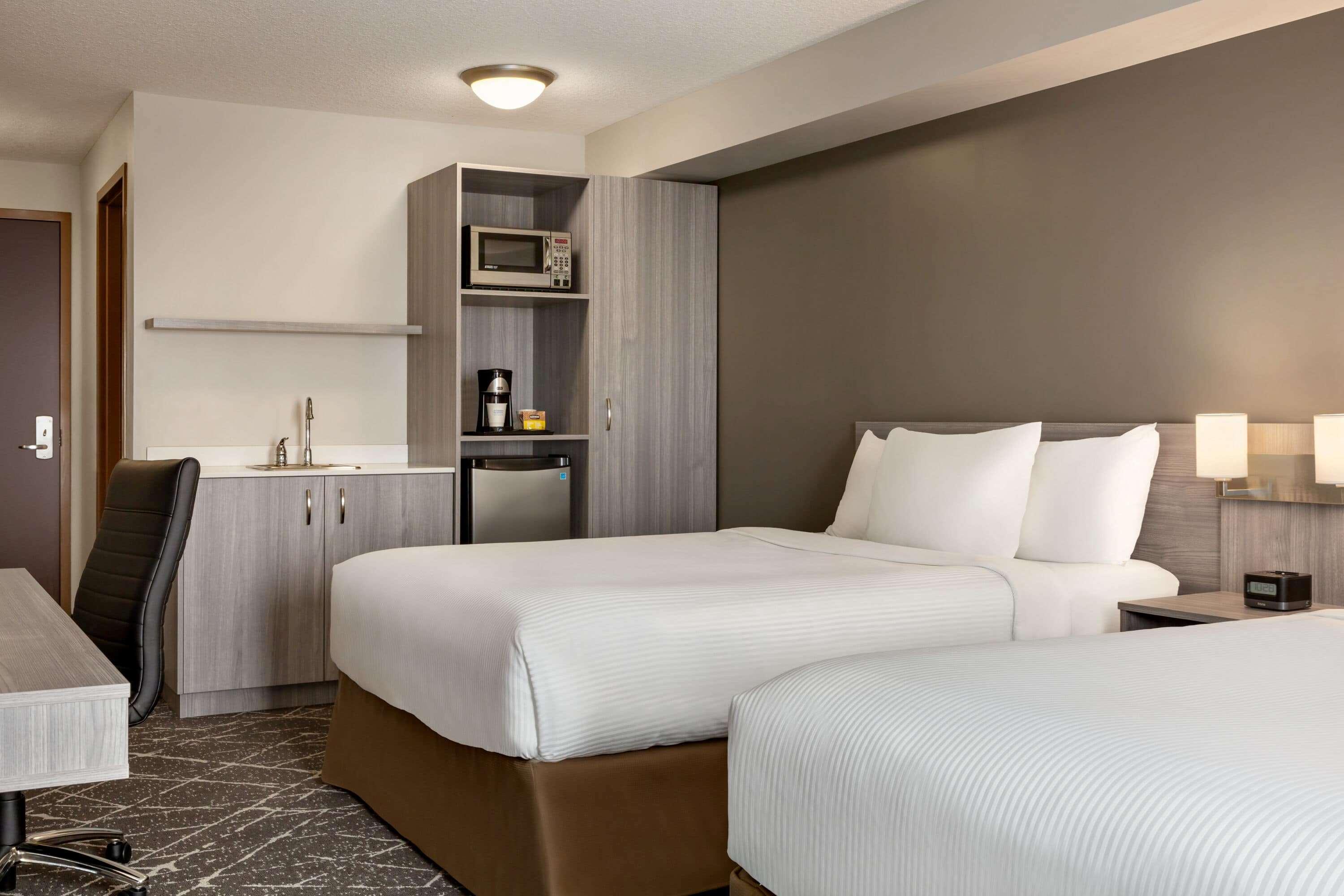Microtel Inn & Suites By Wyndham Lloydminster Zewnętrze zdjęcie